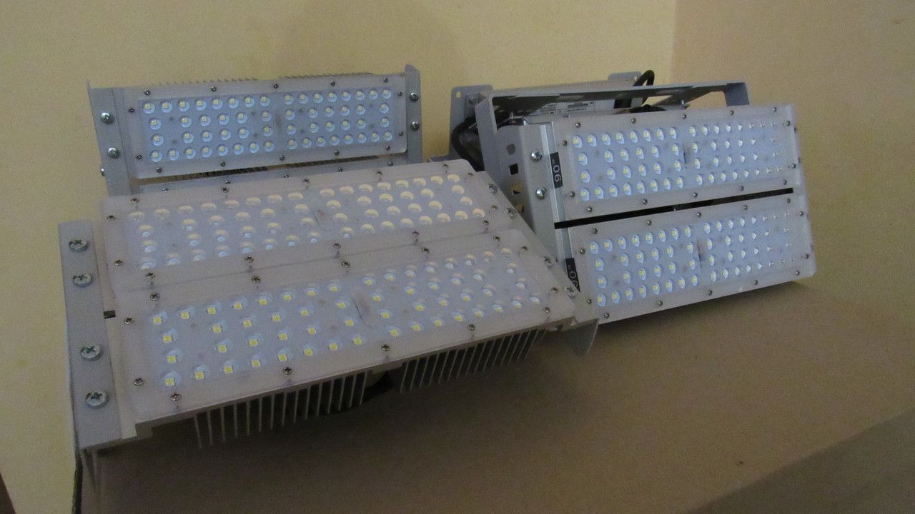 Светодиодный светильник ALV-ARM120-5K осветление складских и других территорий LED