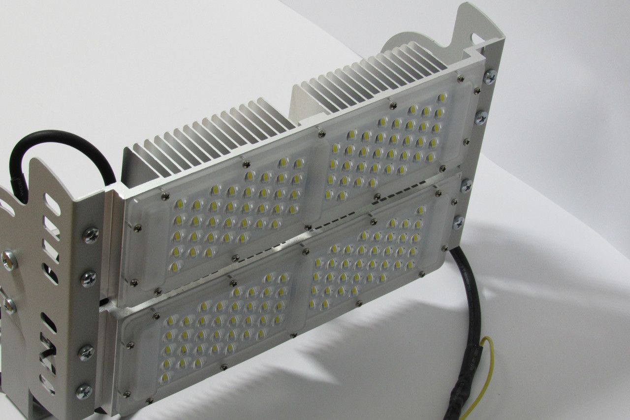 Светодиодный светильник ALV-ARM120-5K осветление складских и других территорий LED