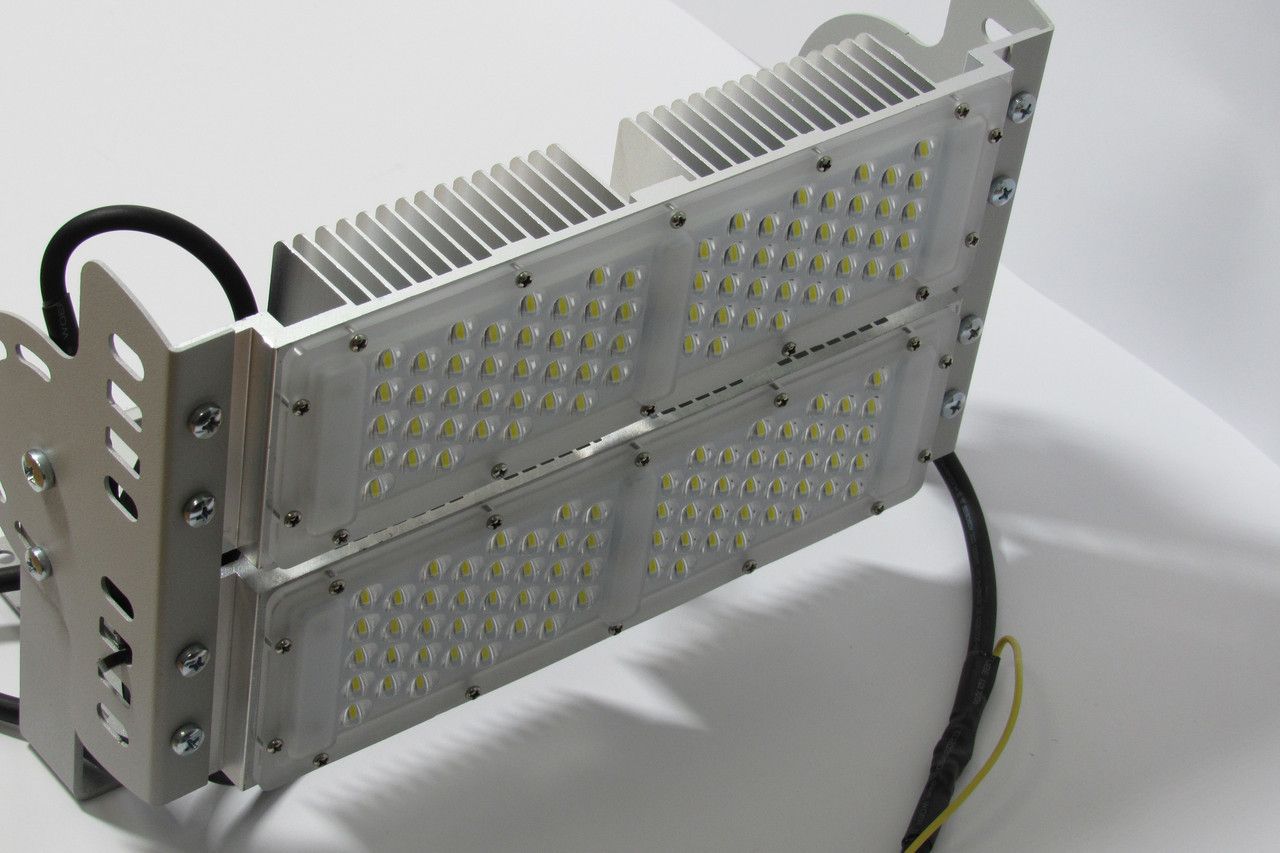 Светодиодный светильник ALV-ARM120-5K осветление складских и других территорий LED