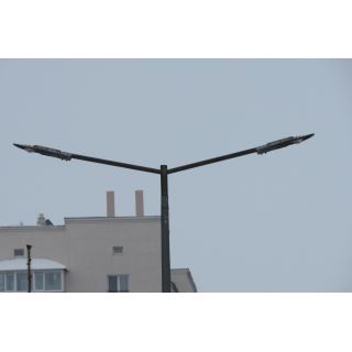 QUAD-ARM BRACKET FOR FOUR CANTILEVER LUMINAIRES
